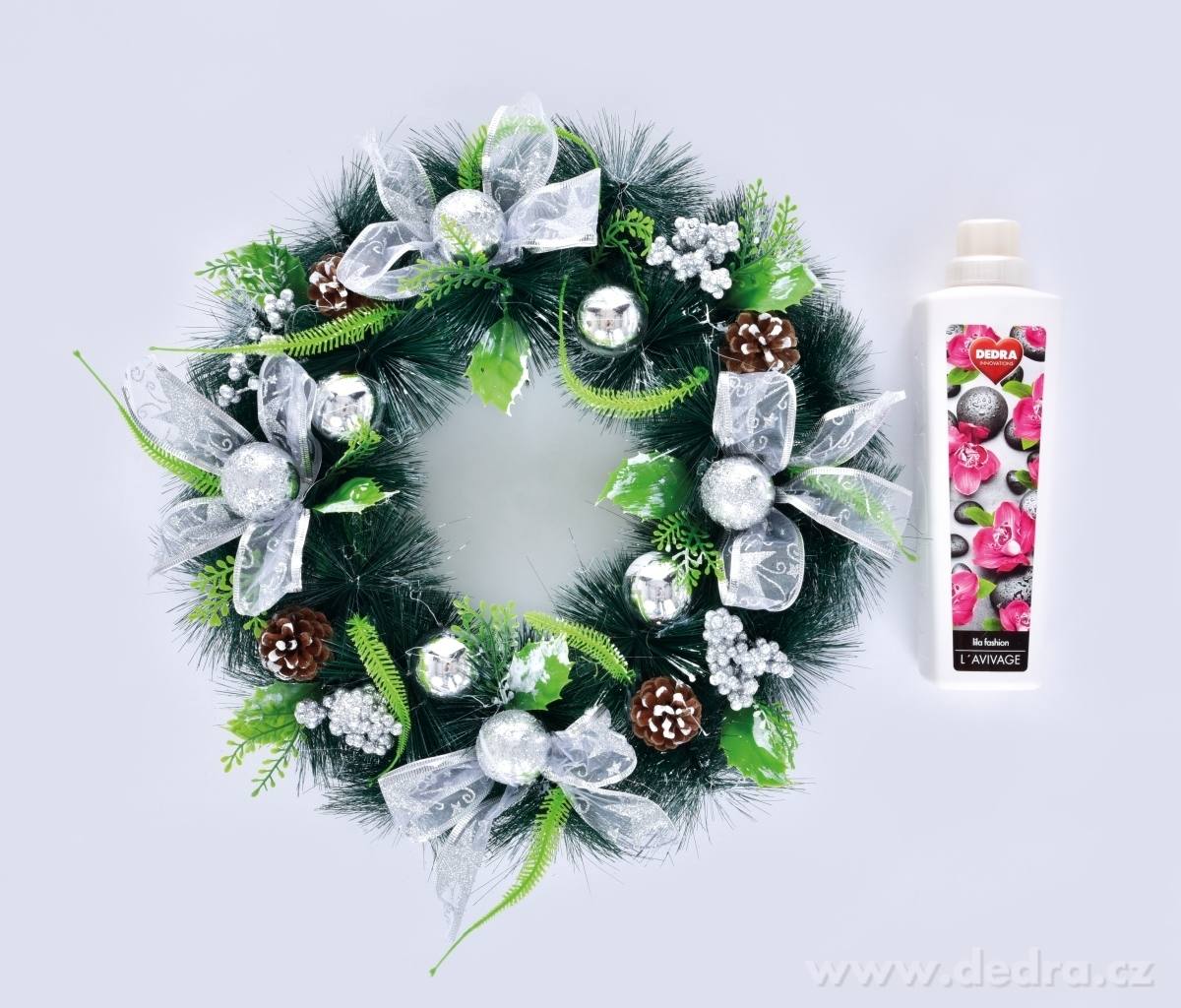 POSLEDNÍ KUSY! XL velký dekorativní věnec 38 cm, stříbrné tóny – náhled 5 | Grand Móda