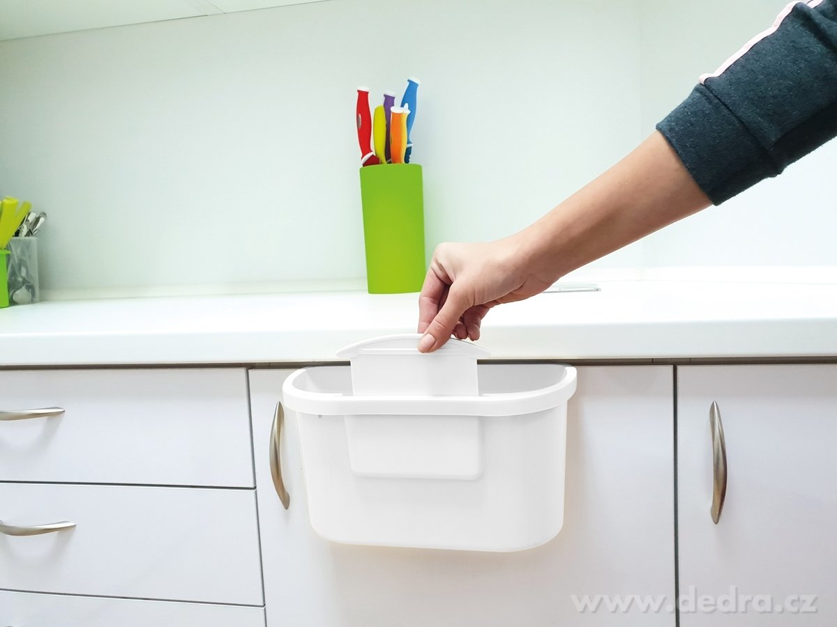 GENIUS, 3, 6 L, kuchyňský zbytkovník se stěrkou, závěsný koš na dvířka linky – náhled 3 | Grand Móda