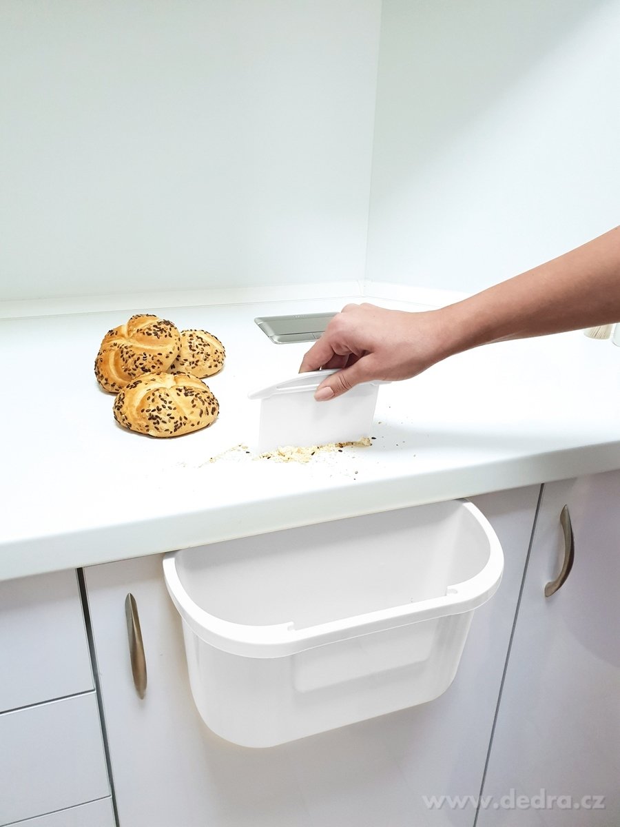 GENIUS, 3, 6 L, kuchyňský zbytkovník se stěrkou, závěsný koš na dvířka linky – náhled 5 | Grand Móda