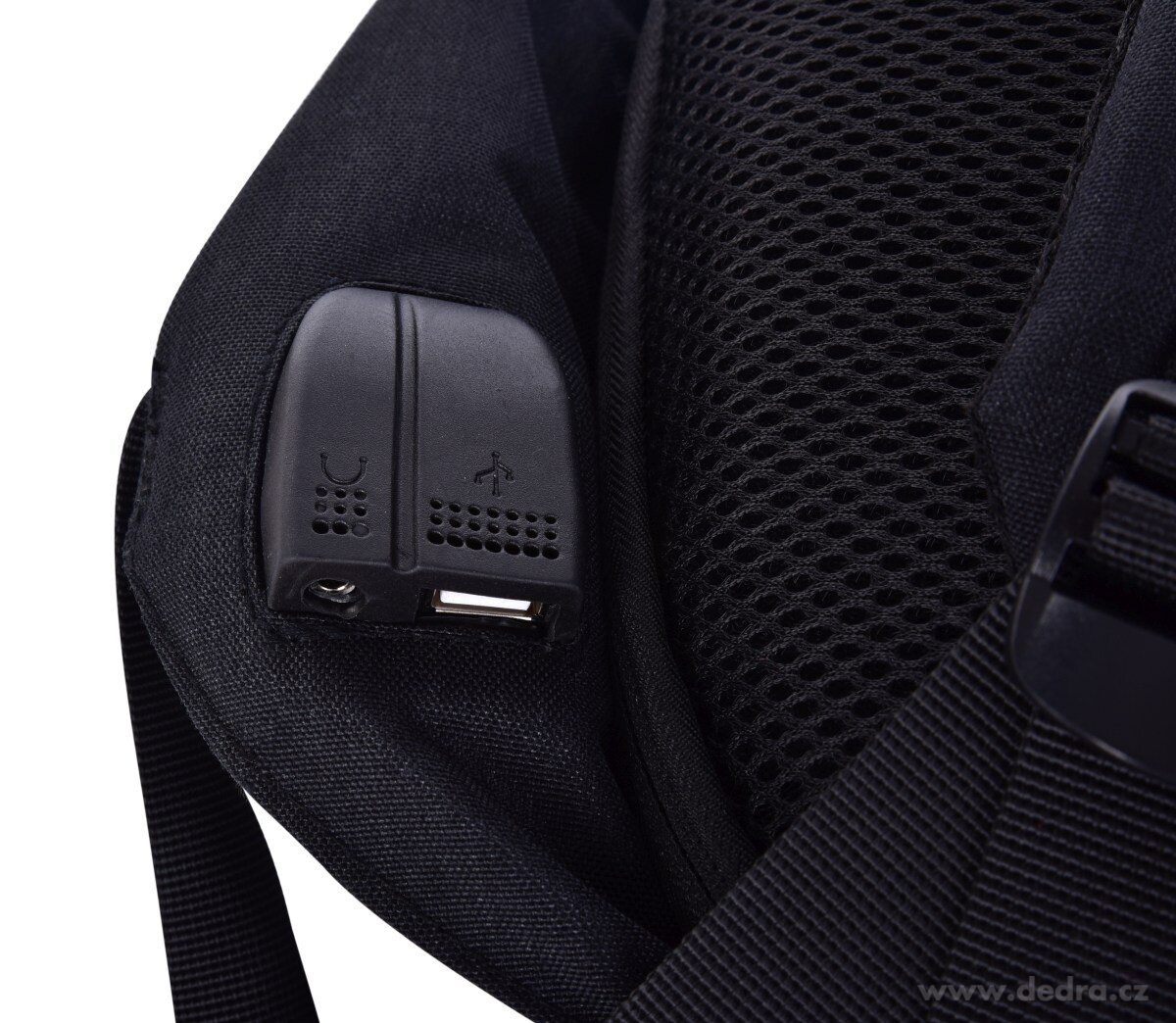 Bezpečný batoh XXL TURTLE s USB připojením a výstupem na sluchátka – náhled 5 | Grand Móda