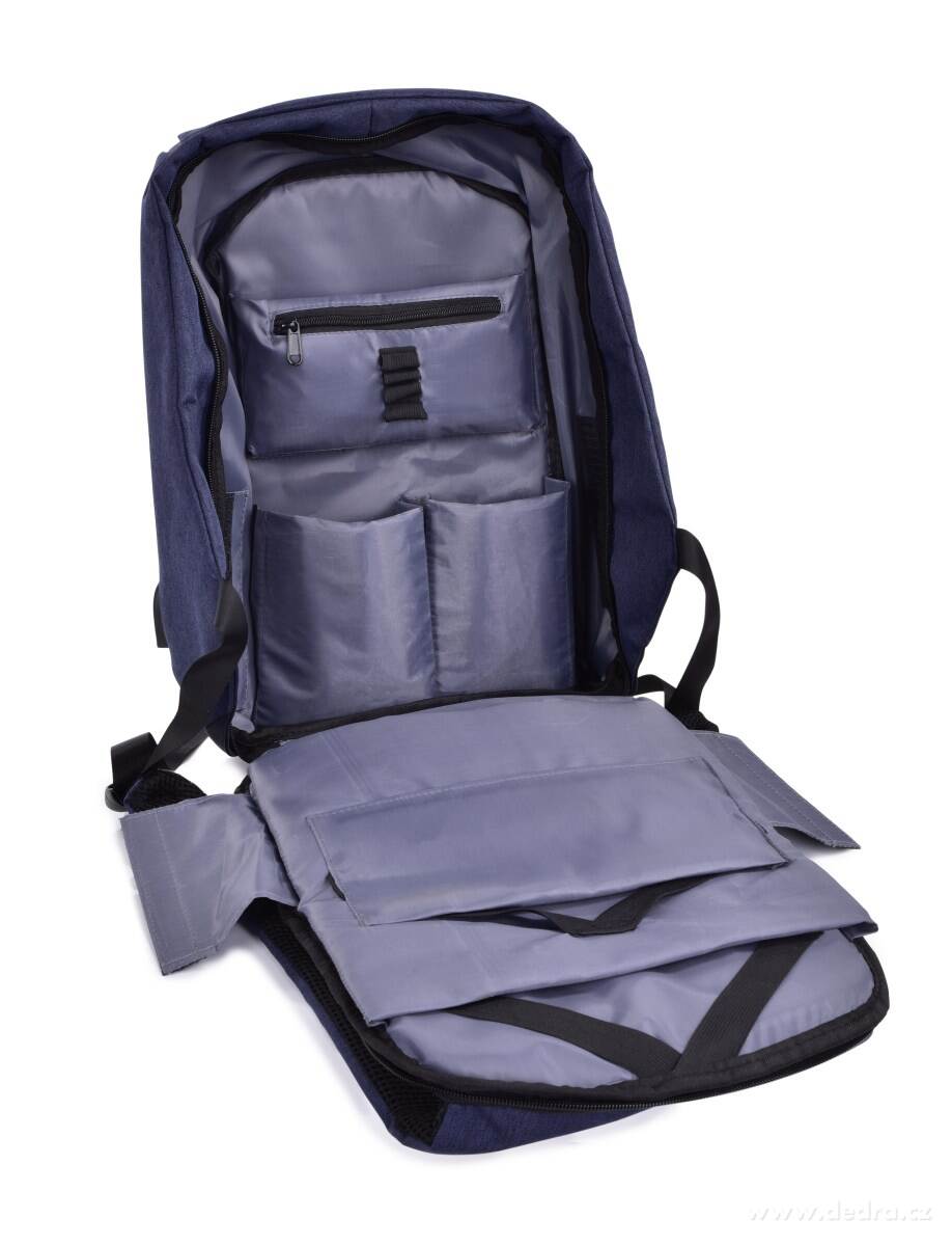 Bezpečný batoh TRAVEL&STUDENT s USB připojením a výstupem na sluchátka – náhled 3 | Grand Móda