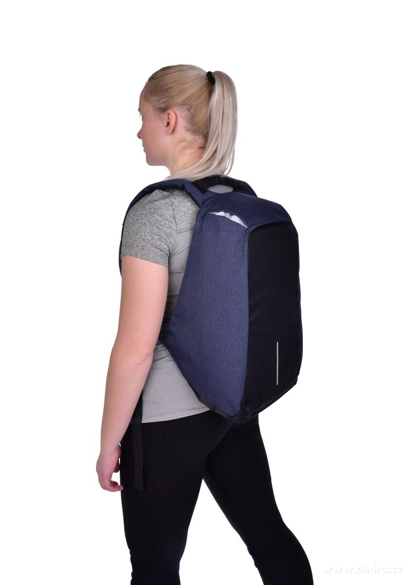 Bezpečný batoh TRAVEL&STUDENT s USB připojením a výstupem na sluchátka – náhled 4 | Grand Móda