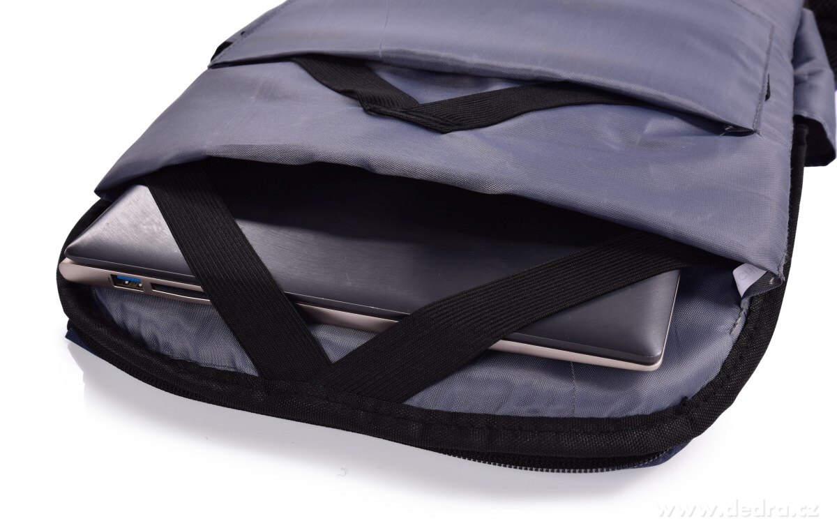 Bezpečný batoh TRAVEL&STUDENT s USB připojením a výstupem na sluchátka – náhled 6 | Grand Móda