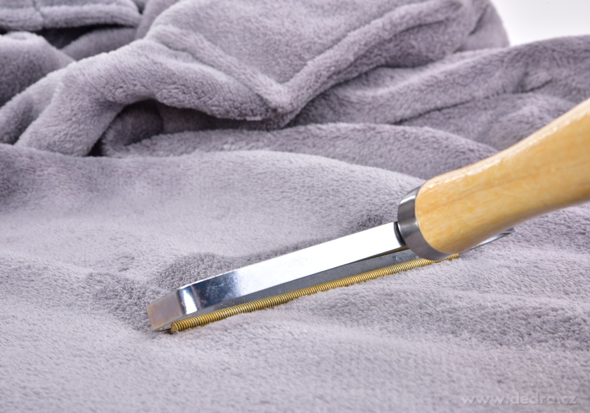 Oboustrann├Ż ODCHLUPOVA─î | odstra┼łova─Ź ┼żmolk┼» & chlup┼» z textilu, koberc┼» a ─Źaloun─Ťn├ş | GoEco┬« - obr├ízek 3 | Pro psy a ko─Źky ­čÉż | Grand M├│da