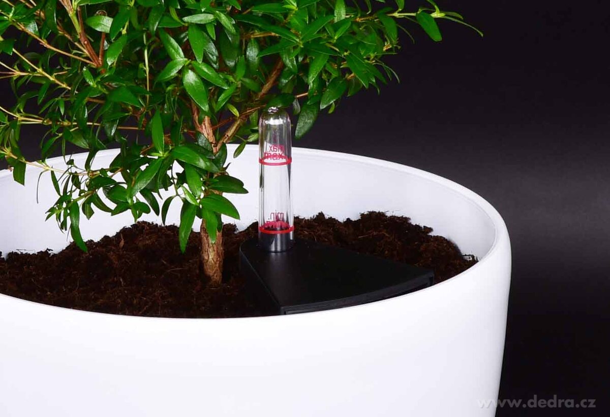 20 cm Luxusní samozavlažovací květináč AQUARIUS – náhled 4 | Grand Móda