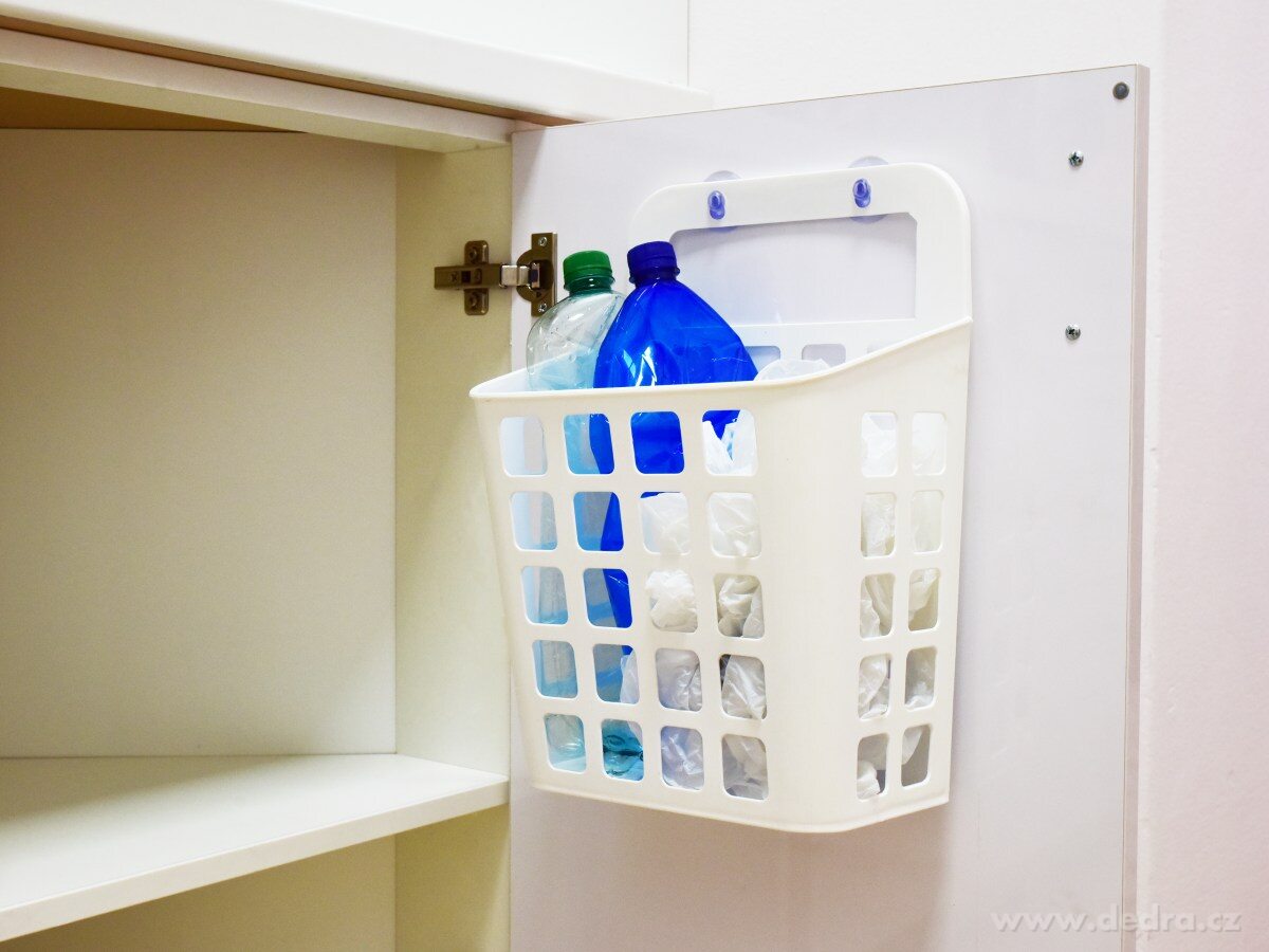 Závěsný koš z odolného plastu se dvěma přísavkami – náhled 4 | Grand Móda