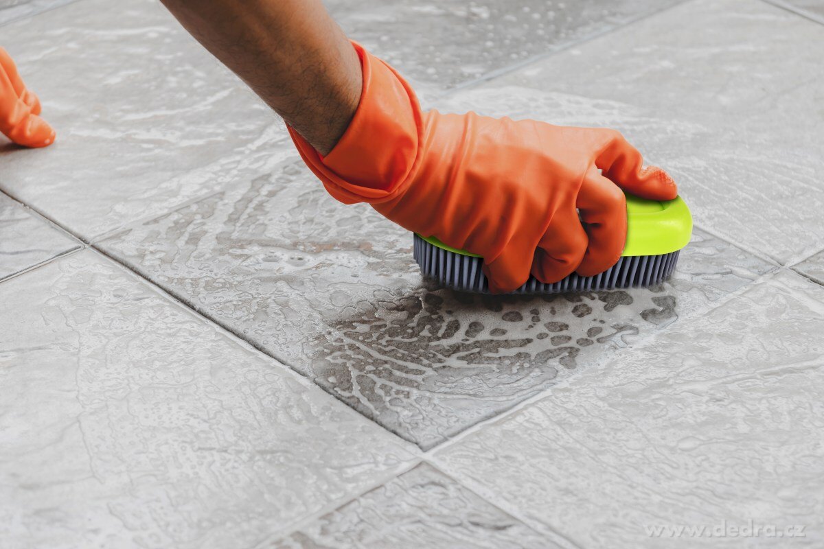 "Doživotní" KARTÁČ s gumovými štetinami, na čištění, tepování a praní, GoEco® – náhled 3 | Grand Móda