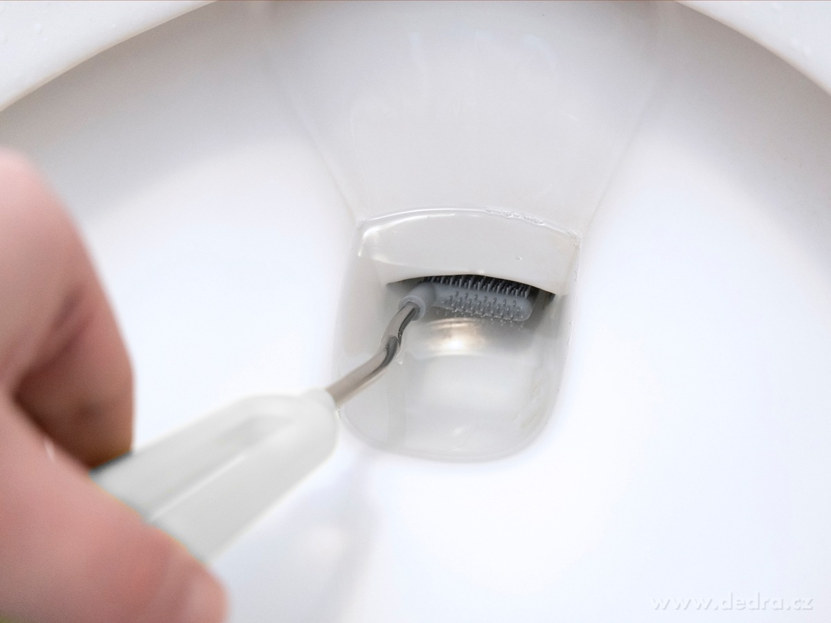 Plochá a pružná "doživotní" WC štětka, snadno omyvatelná, silikon, GoEco® – náhled 5 | Grand Móda