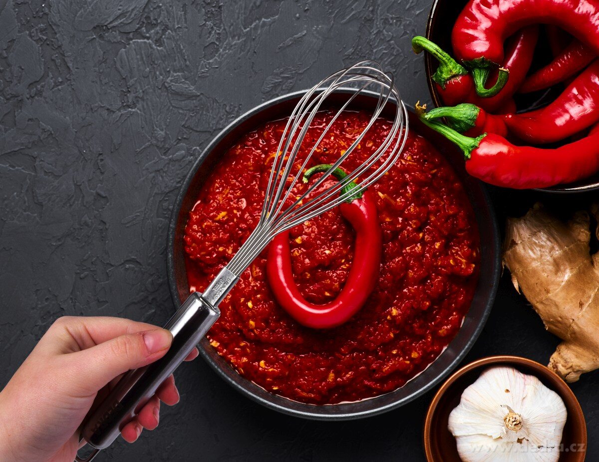 GOURMET, Nerezová metlička na šlehání a míchání, 27 cm – náhled 3 | Grand Móda