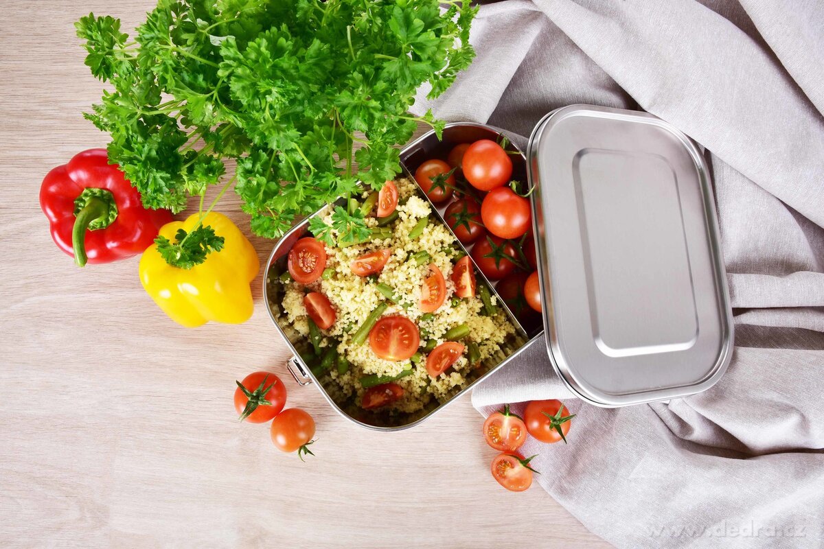 „DOŽIVOTNÍ“ nerezová dóza na potraviny se silikonovým těsněním a přepážkou – náhled 3 | Grand Móda