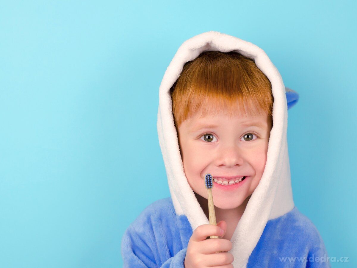 GoEco® BAMBOO, dětský zubní kartáček, z bambusu, extra měkké štětinky, modrý – náhled 3 | Grand Móda