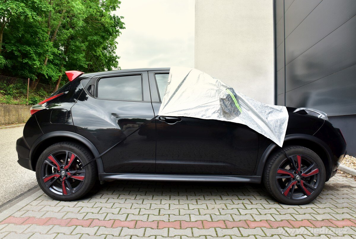 DRIVE, Sluneční & mrazová plachta na auto, 245 × 140 cm, čelní sklo + boční okna + zrcátka – náhled 3 | Grand Móda