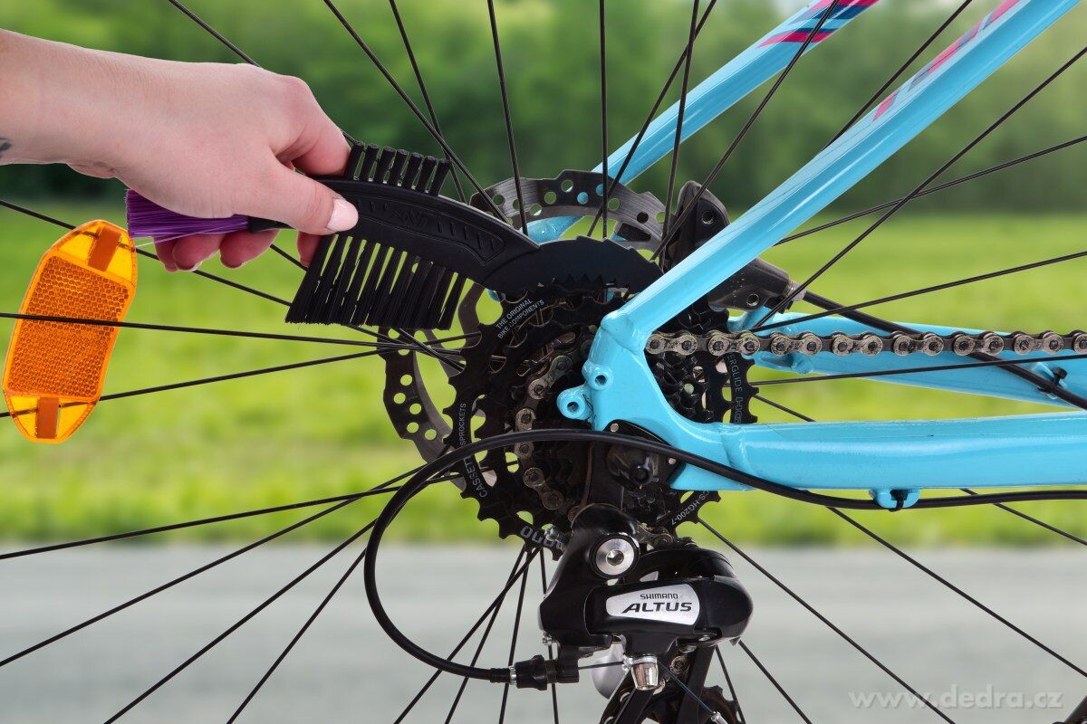 BIKE, Kartáč na čištění jízdního kola, na špínu mezi pastorky a převodníky, na řetěz, 23 cm, ozubený plochý – náhled 6 | Grand Móda