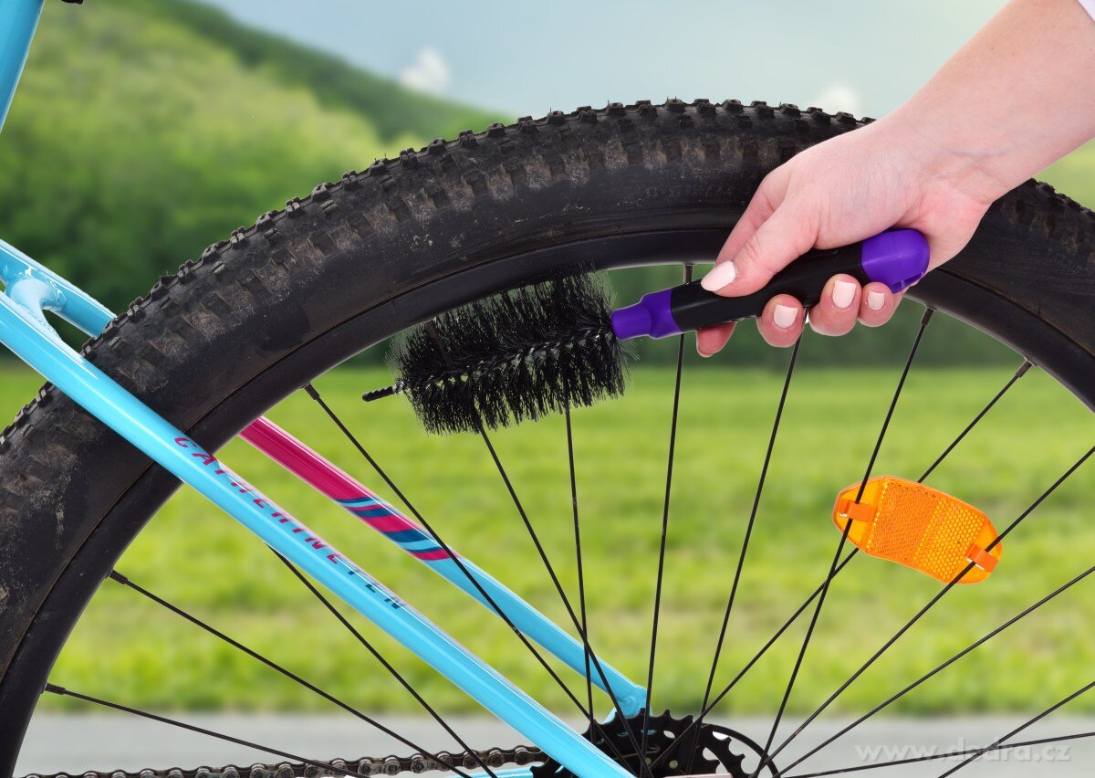 BIKE, Kulatý kartáč na čištění jízdního kola, na rám, pneumatiky i pedály, 25 cm – náhled 4 | Grand Móda