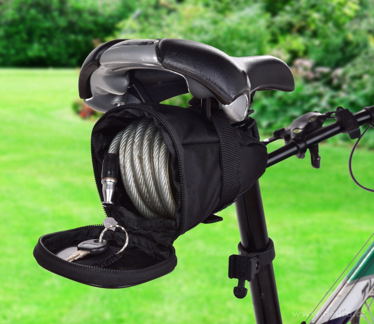 BIKE, cyklo brašna pod sedlo, kompaktní kapsa na kolo – náhled 5 | Grand Móda