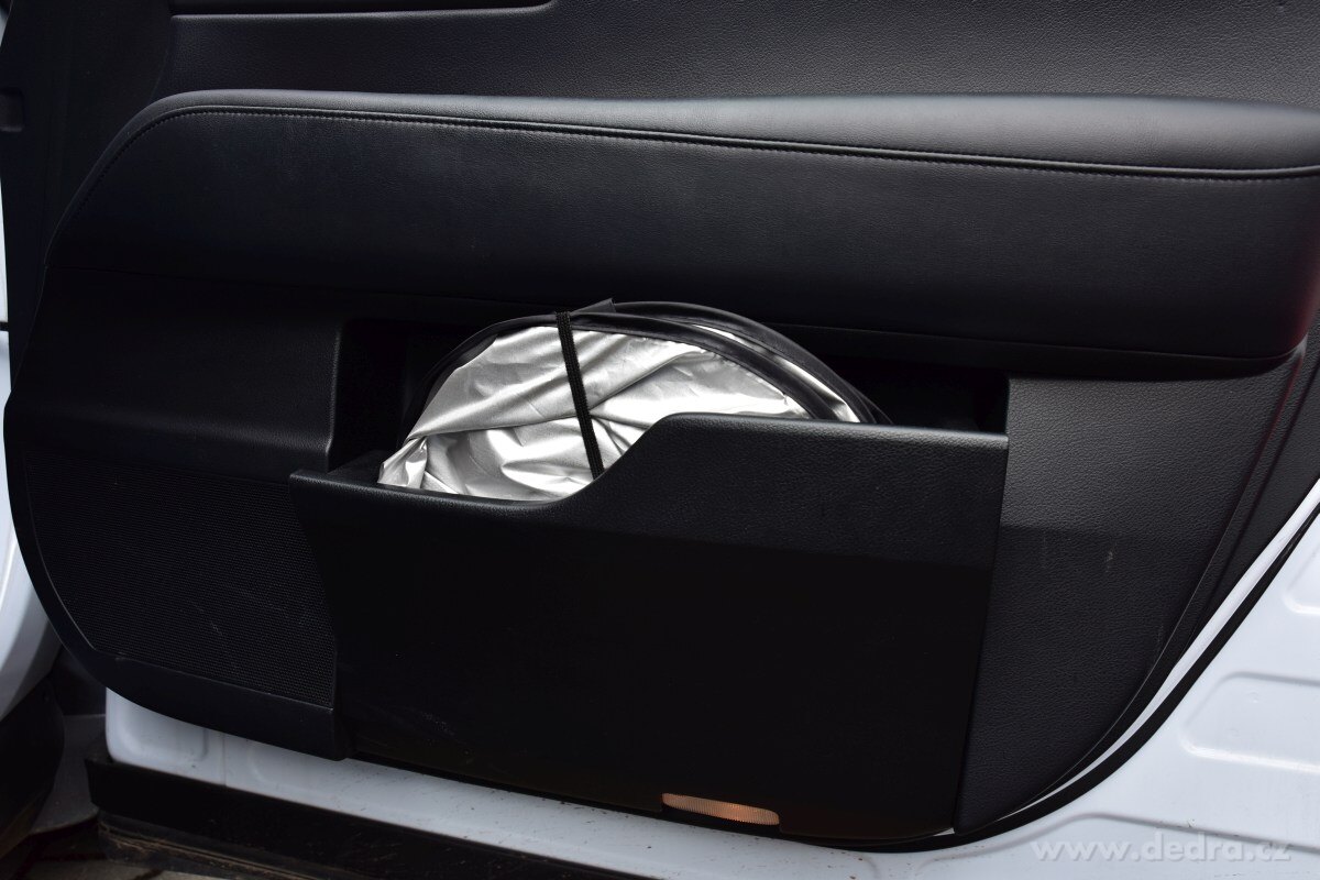 DRIVE, 2 ks skládací sluneční clona na přední sklo auta, vnitřní ochrana proti slunci – náhled 5 | Grand Móda