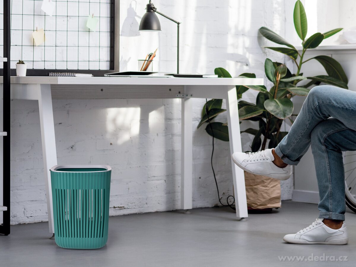 14 L perforovaný odpadkový koš s odnímatelným rámečkem – náhled 3 | Grand Móda