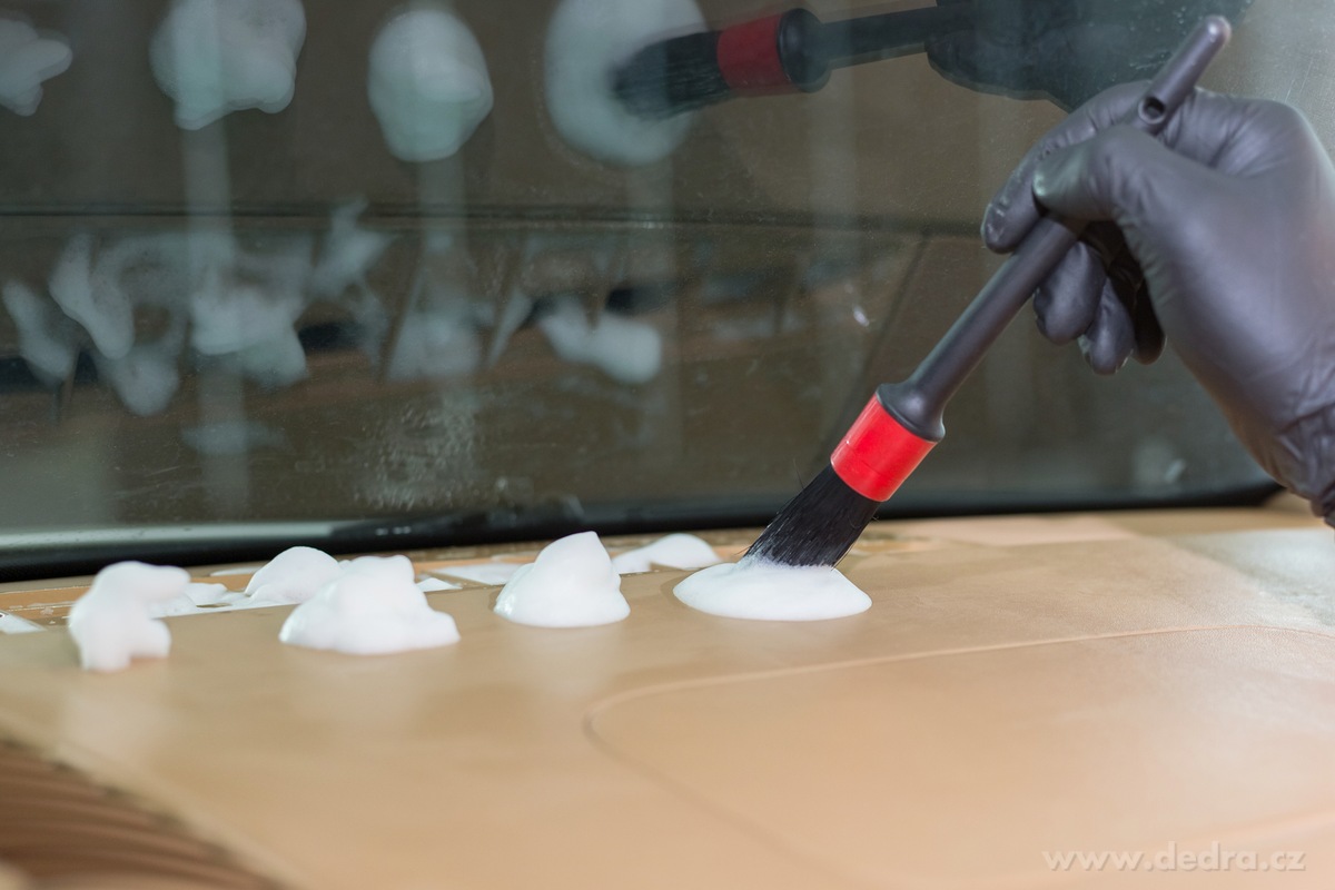 DETAILER, Sada 5 detailních štětců na čištění auta, interiér & exteriér – náhled 6 | Grand Móda