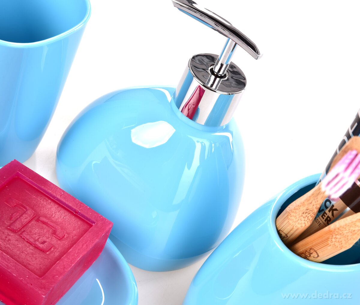 4dílný koupelnový set – náhled 4 | Grand Móda