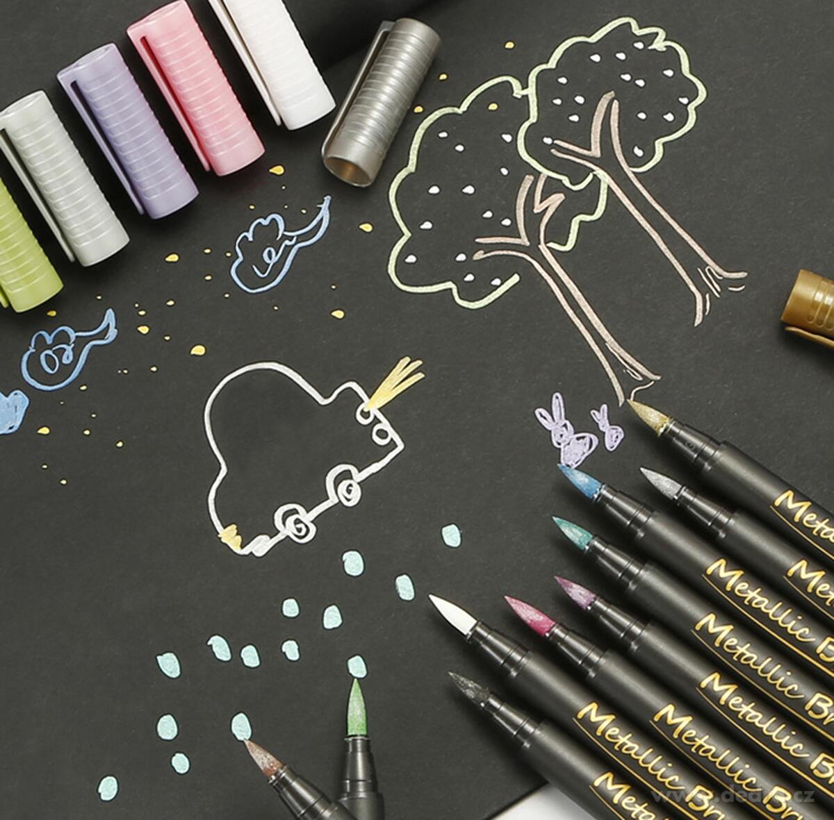 ART, 10 ks metalické štětcové fixy, pro kaligrafii, psaní & dekorativní kresbu – náhled 5 | Grand Móda