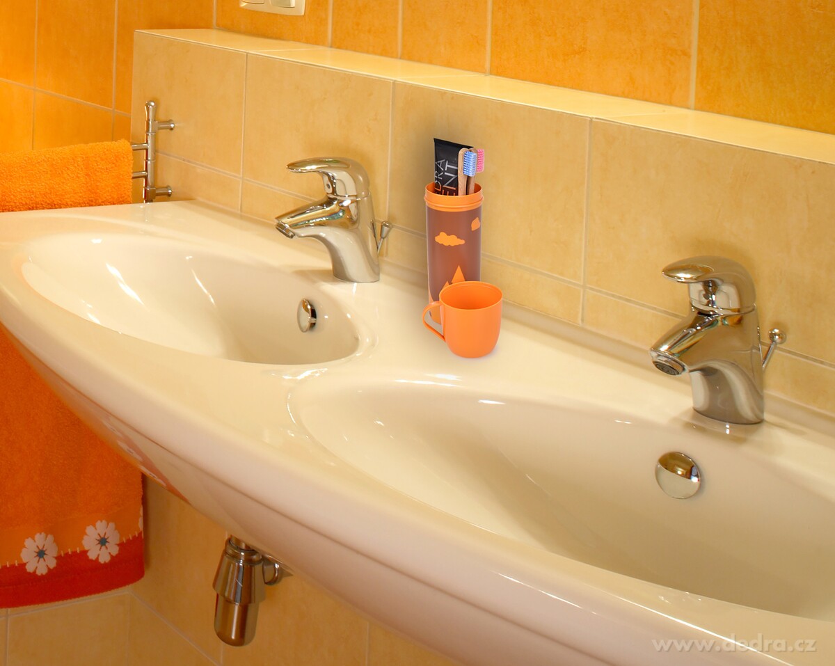 Cestovní pouzdro na zubní kartáčky a pastu ŽIRAFA – náhled 3 | Grand Móda