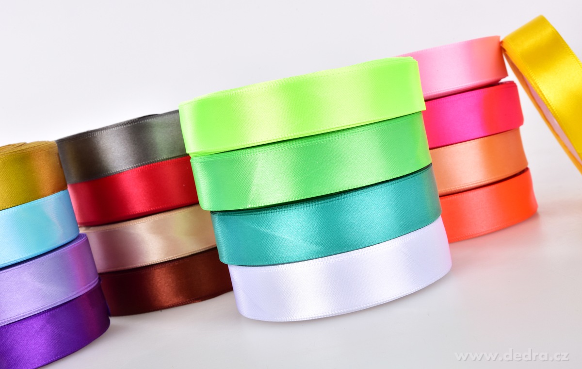 CREATIVE, Saténová stuha 2 cm × 22 m, lesklá dekorativní stuha na balení a tvoření – náhled 2 | Grand Móda