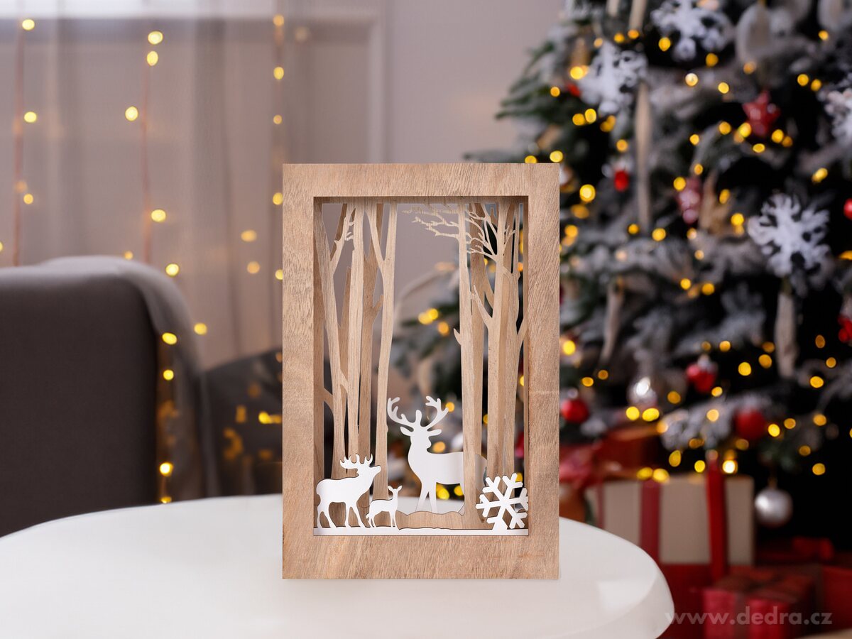 30 cm svítící dřevěná dekorace s motivem jelenů – náhled 3 | Grand Móda