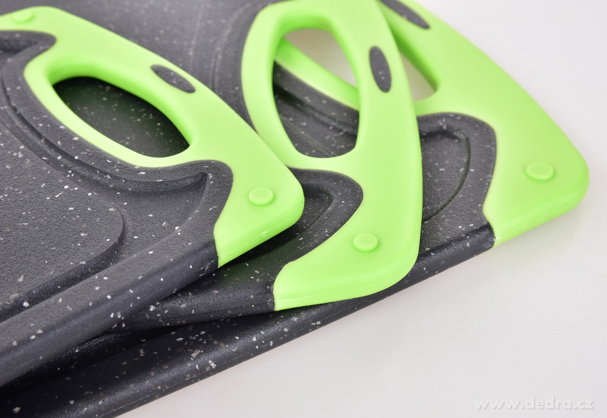 GOURMET, sada 3 oboustranných plastových prkének s protiskluzovým okrajem, zeleno-černá – náhled 5 | Grand Móda