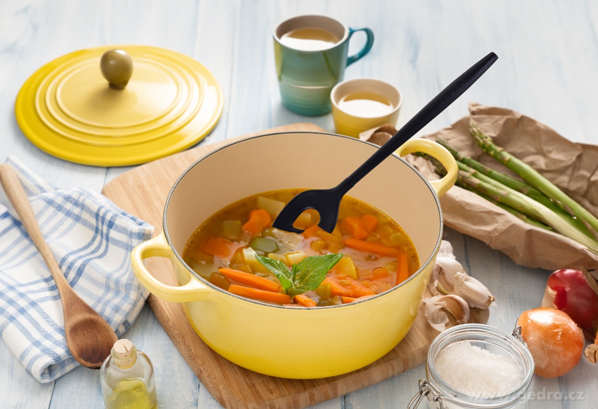 LEGENDS | silikonov├í va┼Öe─Źka s otvorem a kovov├Żm j├ídrem | 30 cm - obr├ízek 3 | Silikonov├ę pom┼»cky | Grand M├│da