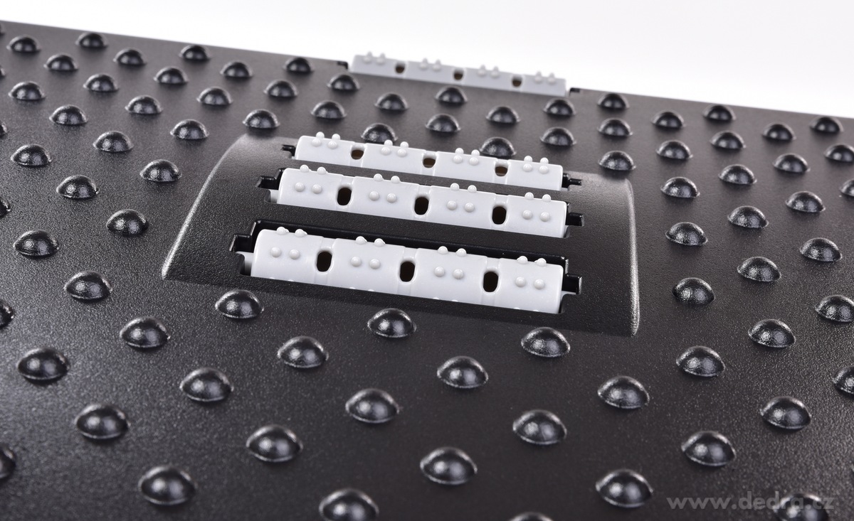 ANATOMIXX┬« | Mas├í┼żn├ş podno┼żka pod nohy | ergonomick├í opora & relaxace | kancel├í┼Ö & dom├íc├ş pracovna - obr├ízek 2 | Stolky a stoli─Źky | Grand M├│da