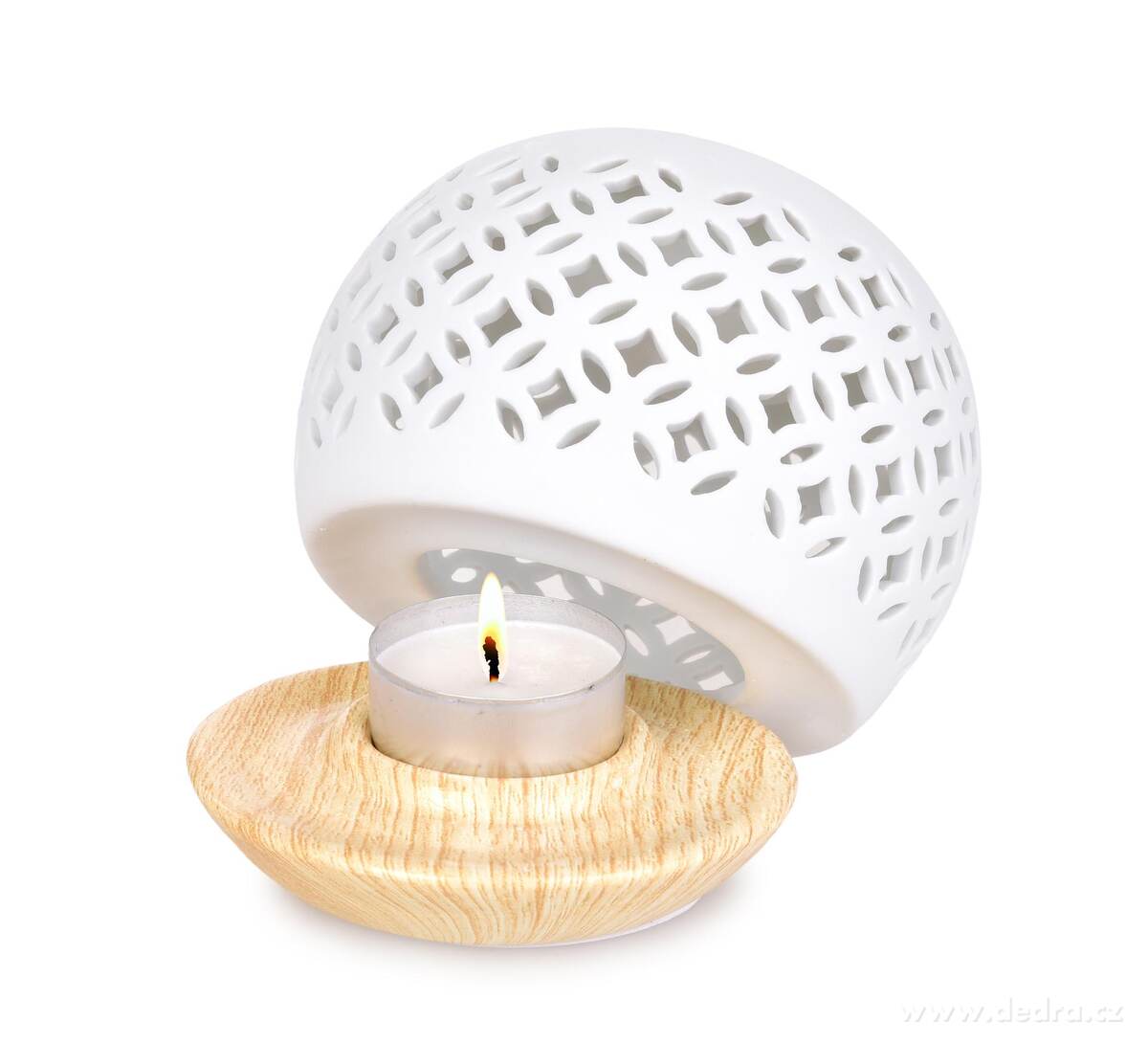 LIGNIA | Kulat├í aromalampa s krajkov├Żm dekorem & d┼Öev─Ťn├Żm podstavcem | matn├í b├şl├í keramika - obr├ízek 4 | Aromalampy | Grand M├│da
