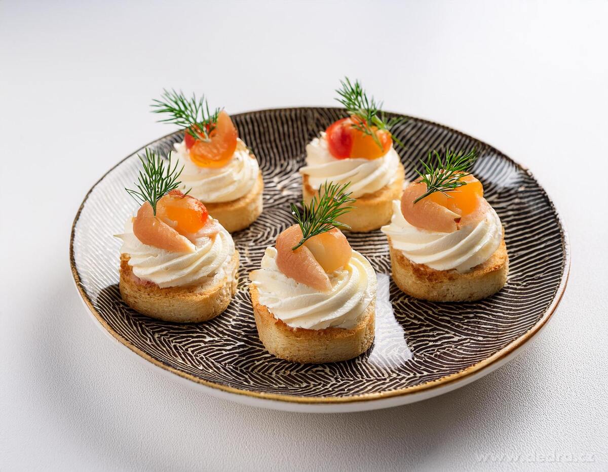 CREMO | cukr├í┼Ösk├ę ┼ípi─Źky s praktickou krabi─Źkou | 17 ks - obr├ízek 4 | Zdoben├ş a cukr├í┼Ösk├ę pom┼»cky | Grand M├│da