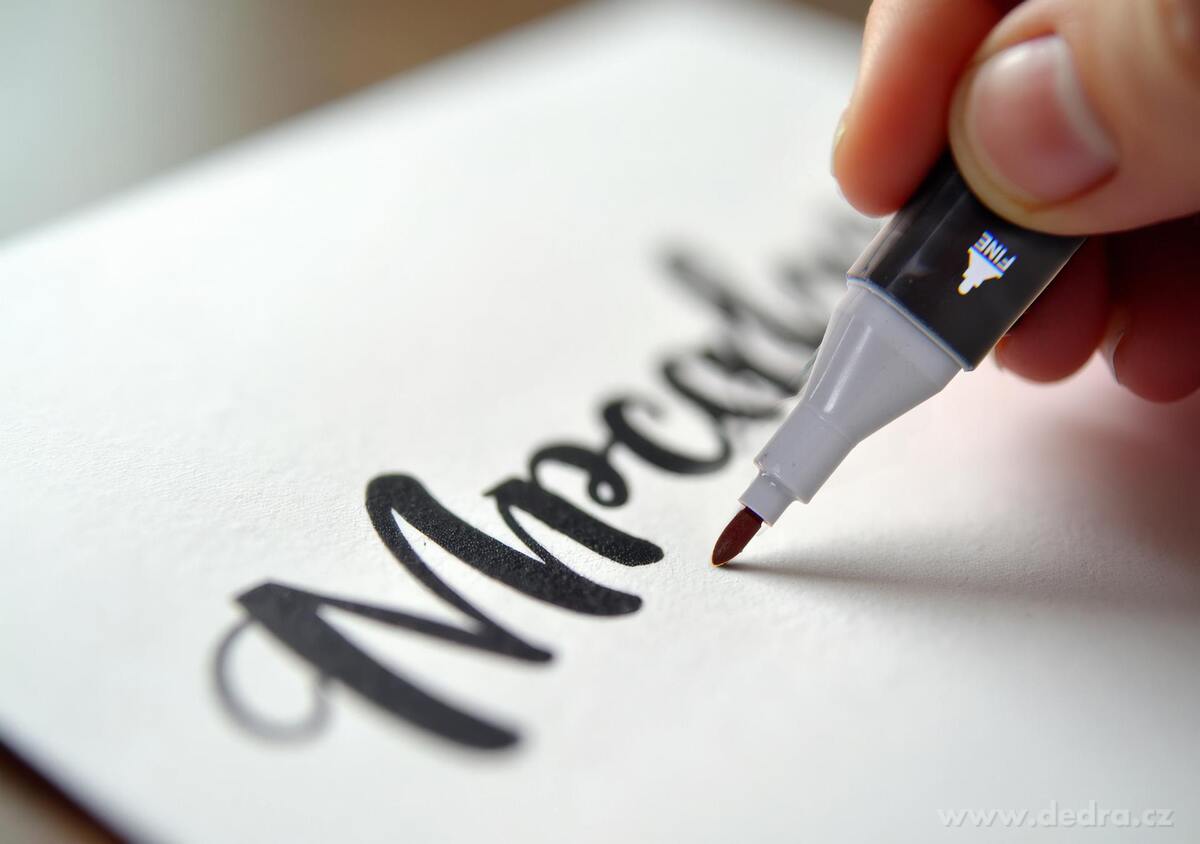 ART | Sada 48 ks oboustrann├Żch alkoholov├Żch fix┼» v textiln├şm pouzd┼Öe | tenk├Ż & ┼íirok├Ż hrot | pro ilustrace, manga & design - obr├ízek 3 | ┼ákoln├ş pot┼Öeby ÔťĆ´ŞĆ | Grand M├│da