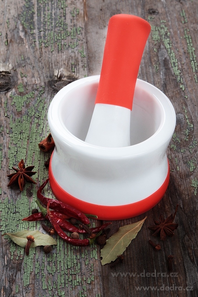 Porcelánový hmoždíř na česnek, bylinky a koření – náhled 3 | Grand Móda