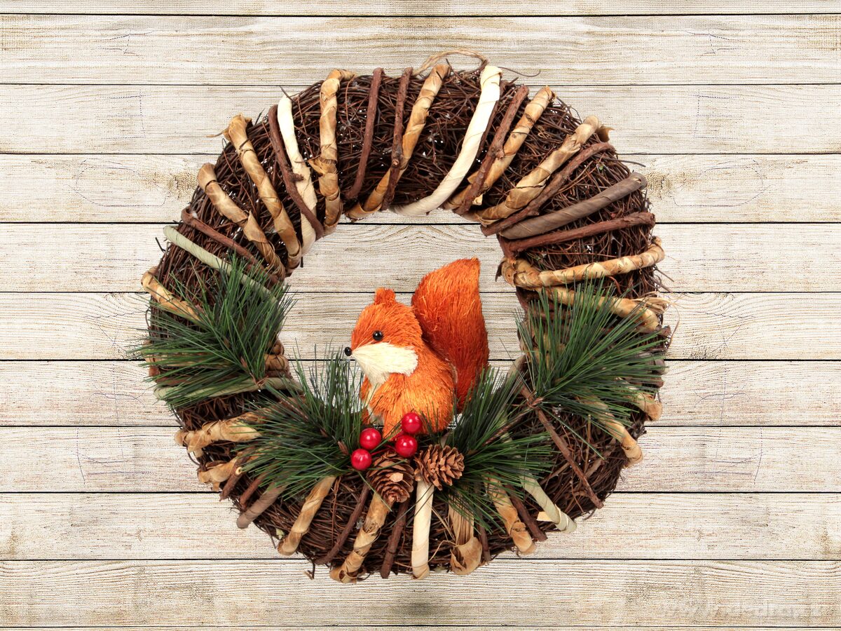 30 cm dekorativní věnec, proutěný s veverkou – náhled 3 | Grand Móda