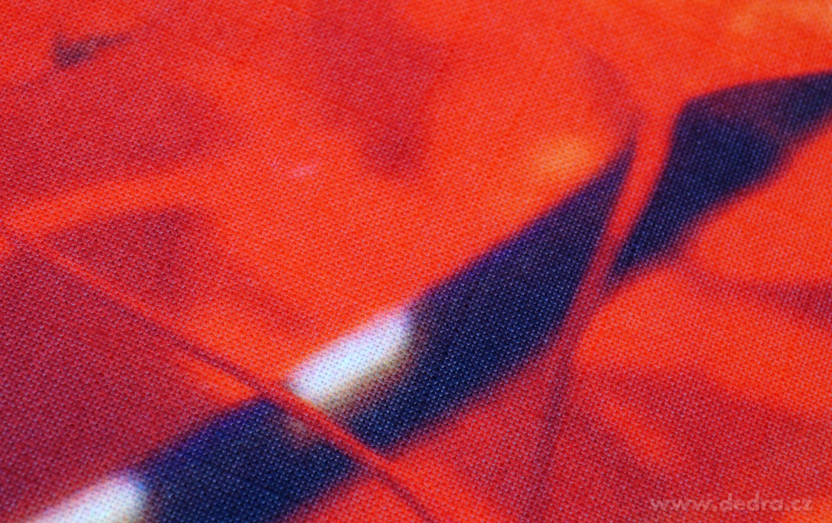 Běhoun na stůl, červené listí – náhled 5 | Grand Móda