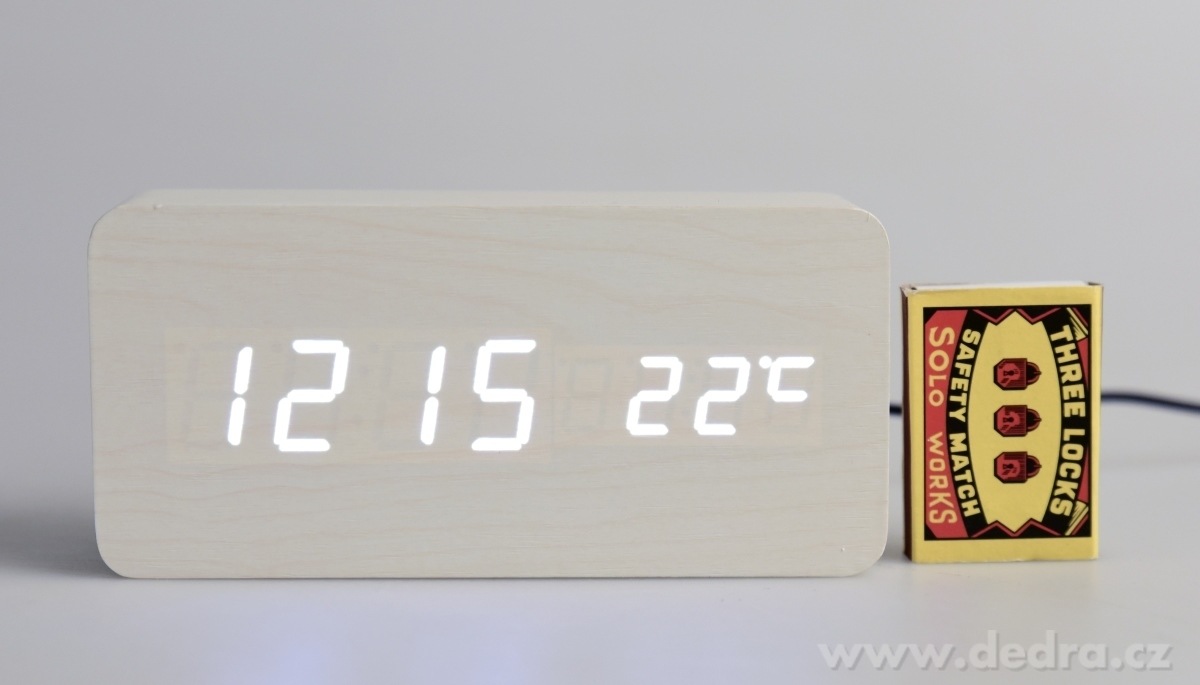 WOODOO CLOCK, digitální LED dřevěné hodiny s budíkem, čas, datum, teplota, zvukové ovládání – náhled 5 | Grand Móda
