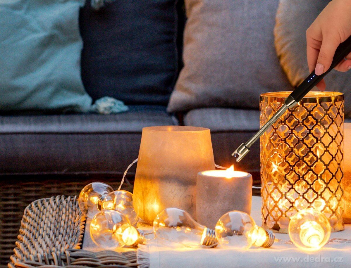 PLASMO, Dobíjecí USB plazmový zapalovač s LED indikátorem & flexibilním krkem, černý – náhled 6 | Grand Móda