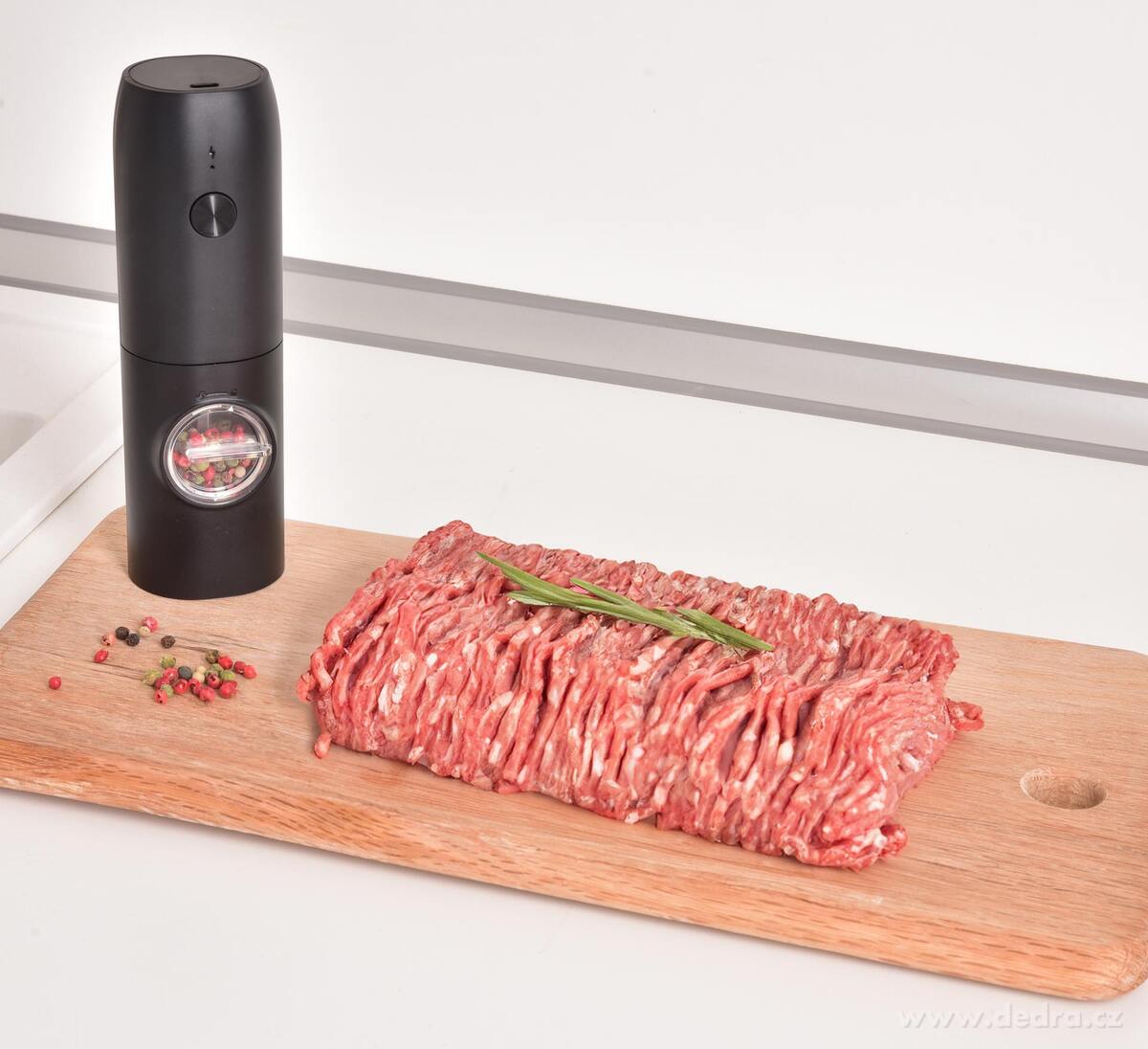 NEMO | Elektrick├Ż ml├Żnek na pep┼Ö a s┼»l | USB dob├şjec├ş ko┼Öenkov├Ż ml├Żnek - obr├ízek 4 | Vychyt├ívky na va┼Öen├ş | Grand M├│da