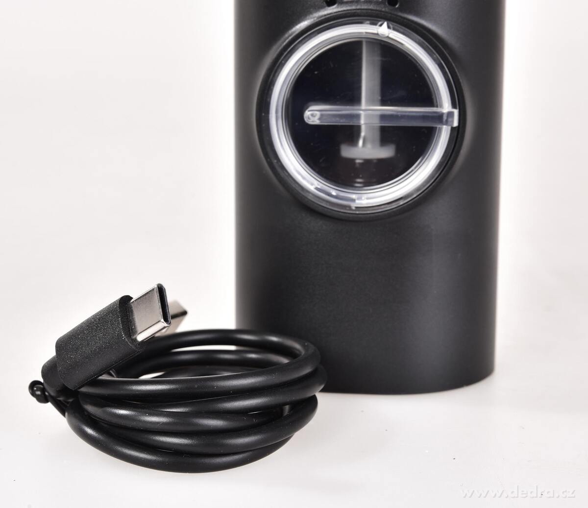 NEMO | Elektrick├Ż ml├Żnek na pep┼Ö a s┼»l | USB dob├şjec├ş ko┼Öenkov├Ż ml├Żnek - obr├ízek 5 | Vychyt├ívky na va┼Öen├ş | Grand M├│da