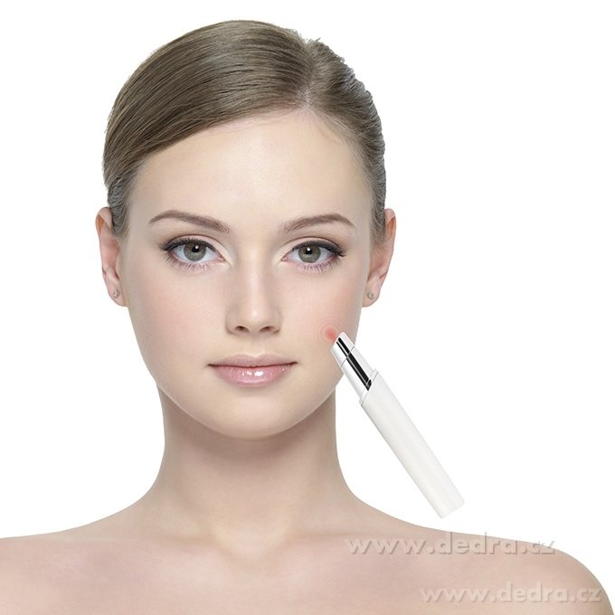 Laserové světlo na akné a opary, DERMASOFT LASER, SYSTEMAT – náhled 3 | Grand Móda