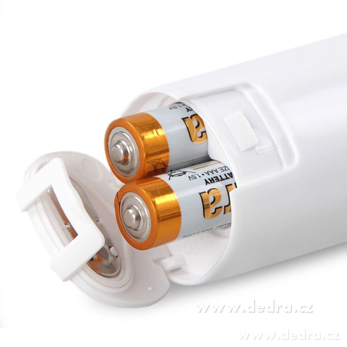 Kapesní sonický zvlhčovač vzduchu, pleti a sjednocovač make-upu SONISSIMO® MULTIMIST, SYSTEMAT – náhled 4 | Grand Móda