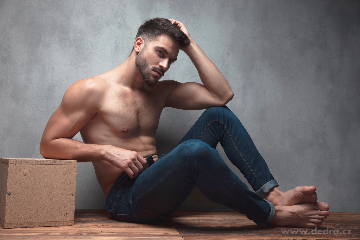 FUTURE MEN PLATINUM, 3v1 antiperspirant sprej bez hliníkových solí, 200 ml – náhled 3 | Grand Móda