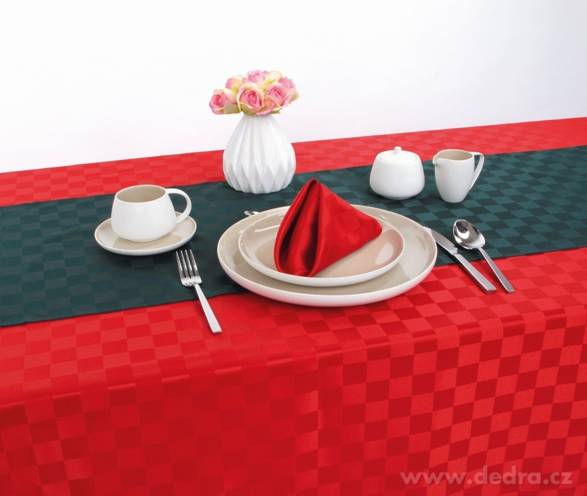 KÁRO UBRUS, 160 x 240 cm – náhled 3 | Grand Móda