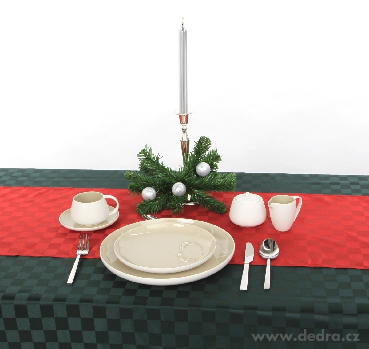 KÁRO žakárový ubrus, 140 x 140 cm – náhled 3 | Grand Móda