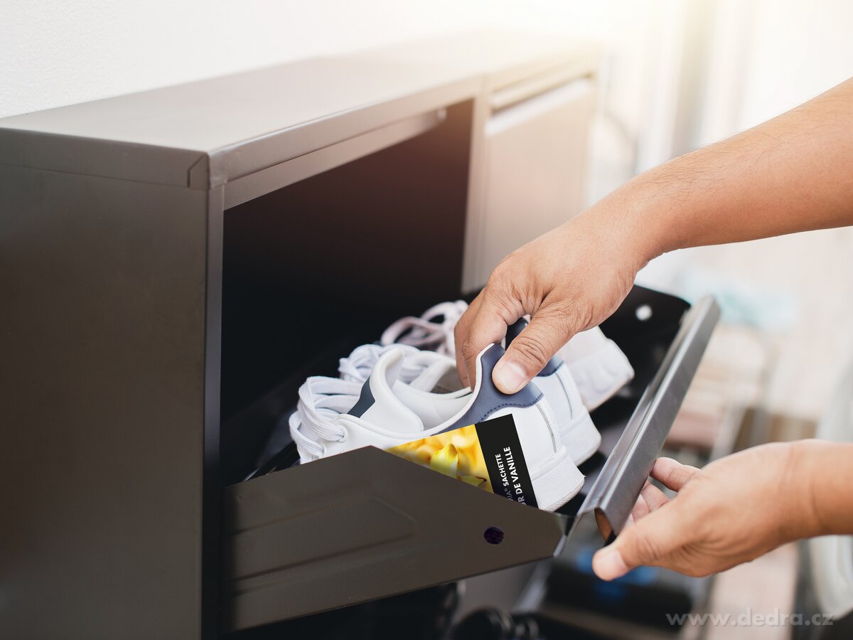 Vonná sašetka, FLEUR DE VANILLE, závěsný vonný sáček PARFUMIA® – náhled 4 | Grand Móda