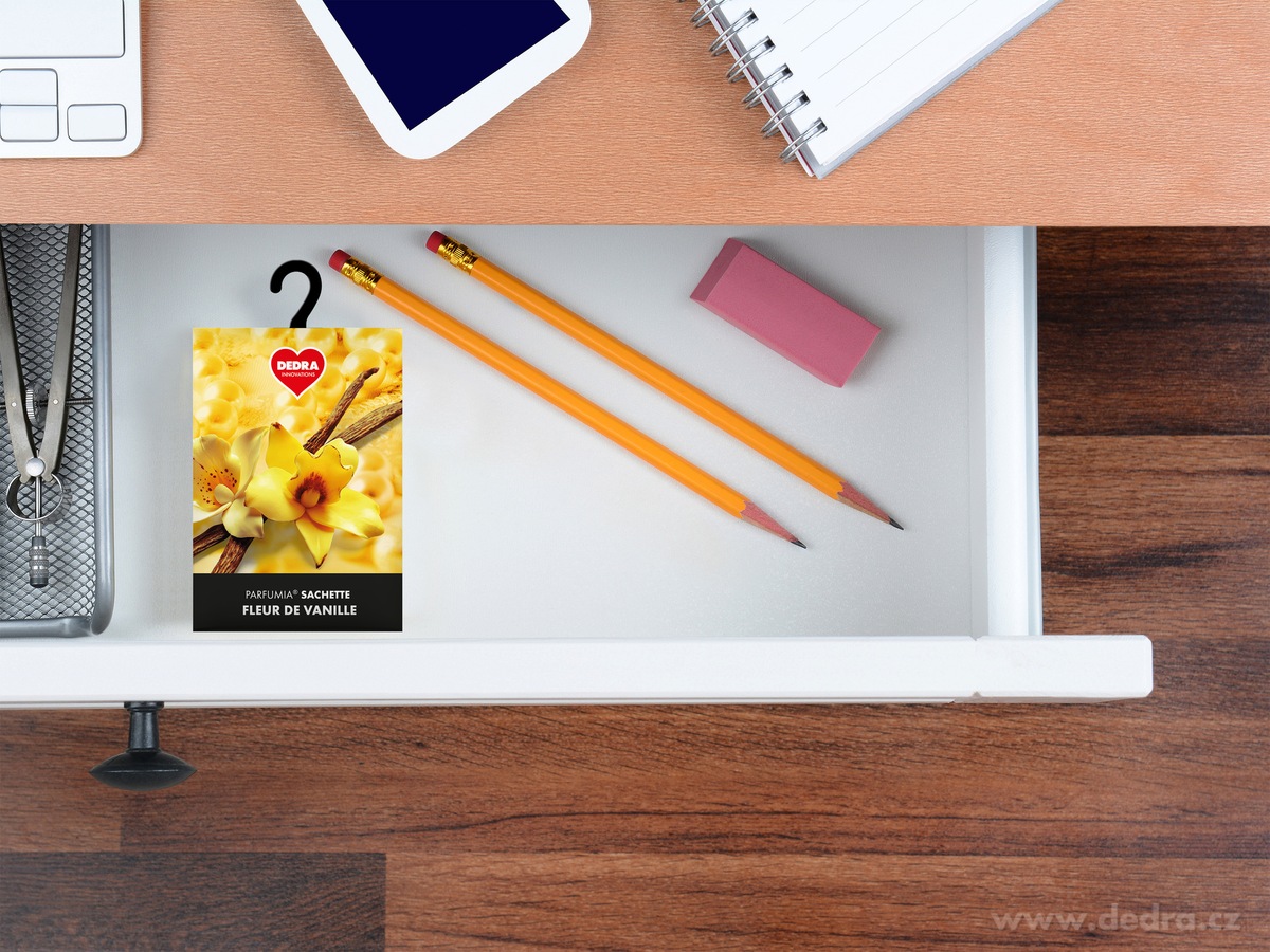 Vonná sašetka, FLEUR DE VANILLE, závěsný vonný sáček PARFUMIA® – náhled 5 | Grand Móda