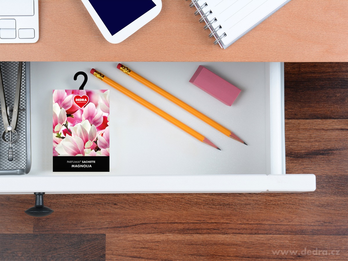 Vonná sašetka, MAGNOLIA WOOD, závěsný vonný sáček PARFUMIA® – náhled 5 | Grand Móda