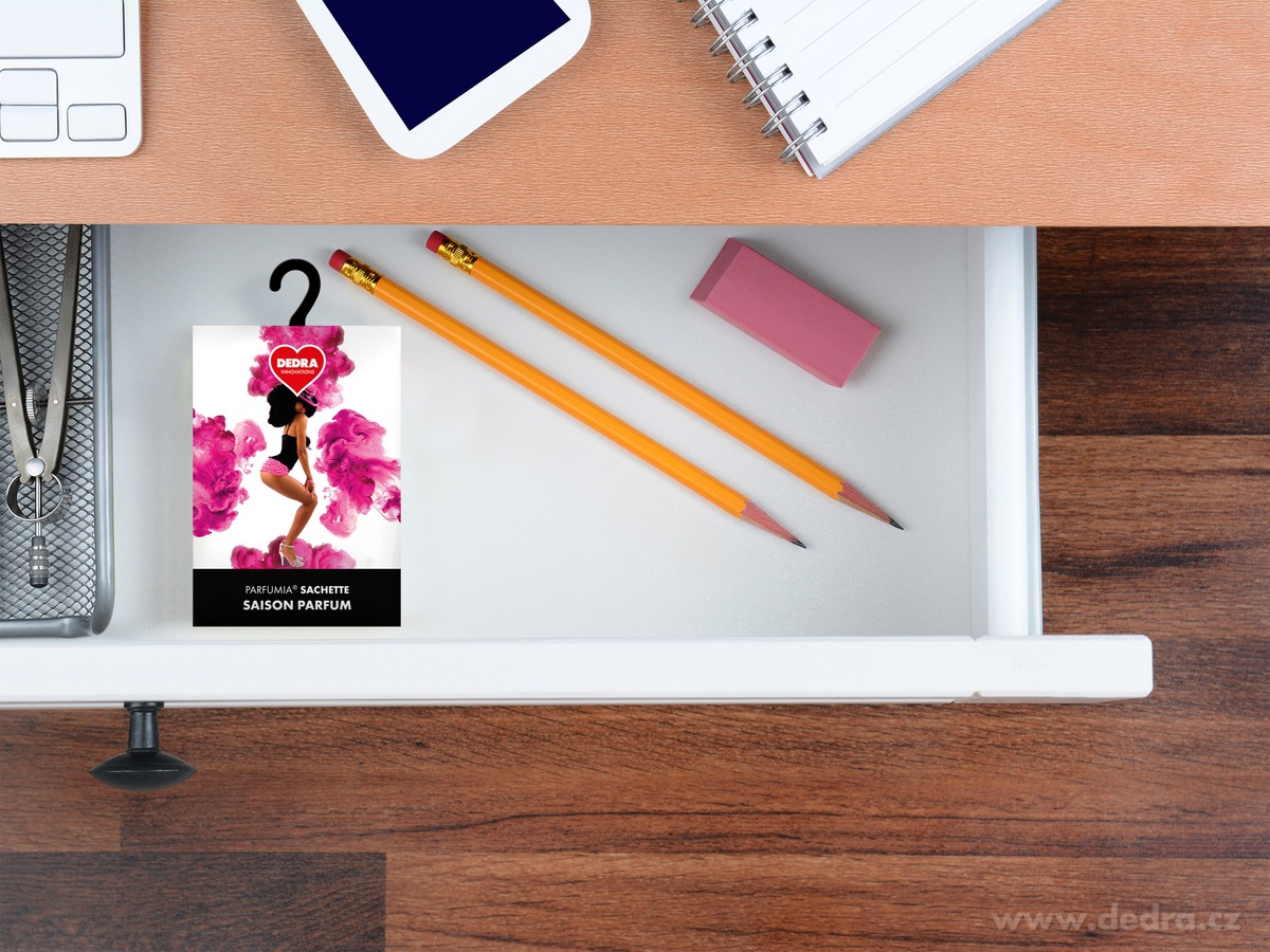 Vonná sašetka, SAISON PARFUM, závěsný vonný sáček PARFUMIA® – náhled 3 | Grand Móda