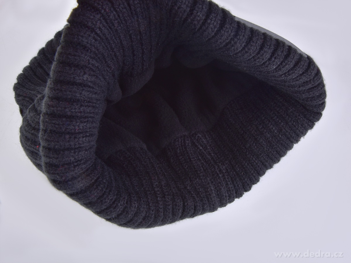 FC BLACK BADGE, černá pletená čepice s hřejivou měkkou podšívkou & logem – náhled 4 | Grand Móda